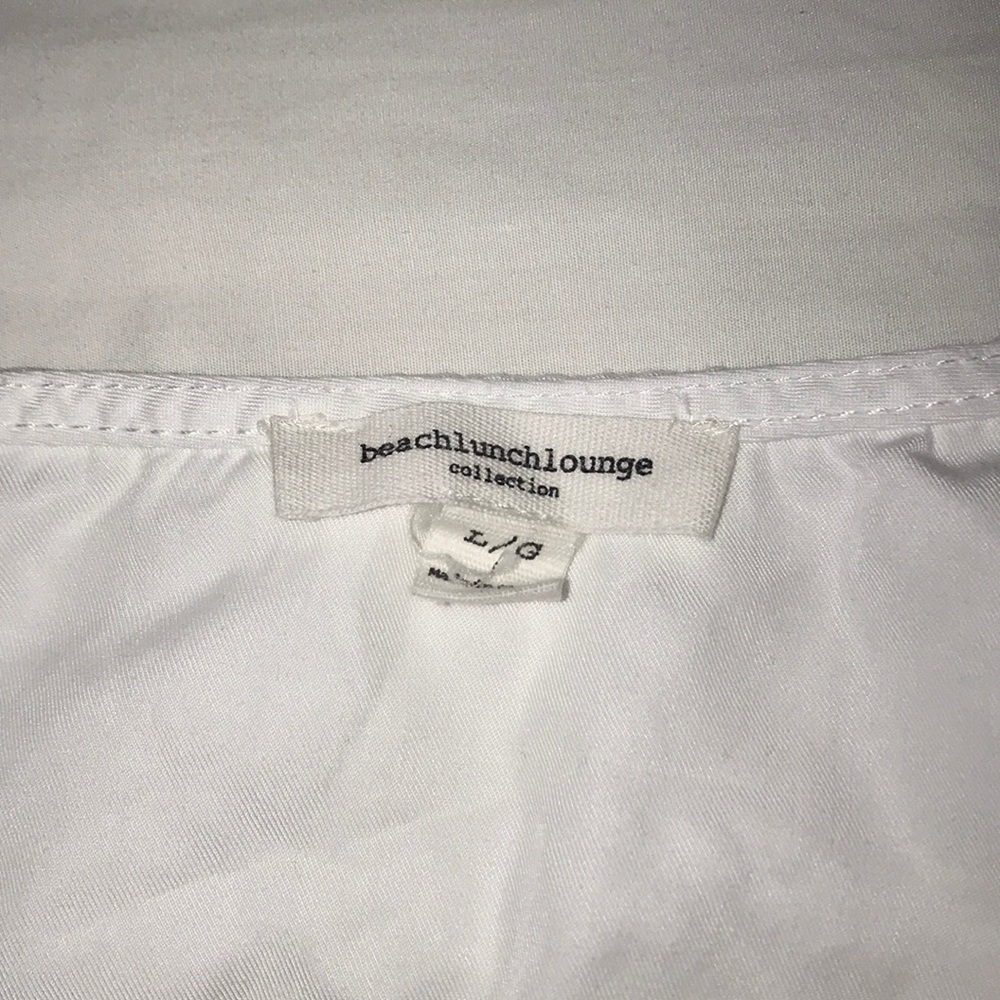 White top - Picture 5 of 6